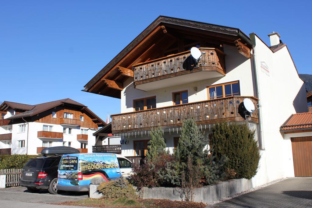 Golden GaPa Penthouse 1 Appartement Garmisch-Partenkirchen Kamer foto
